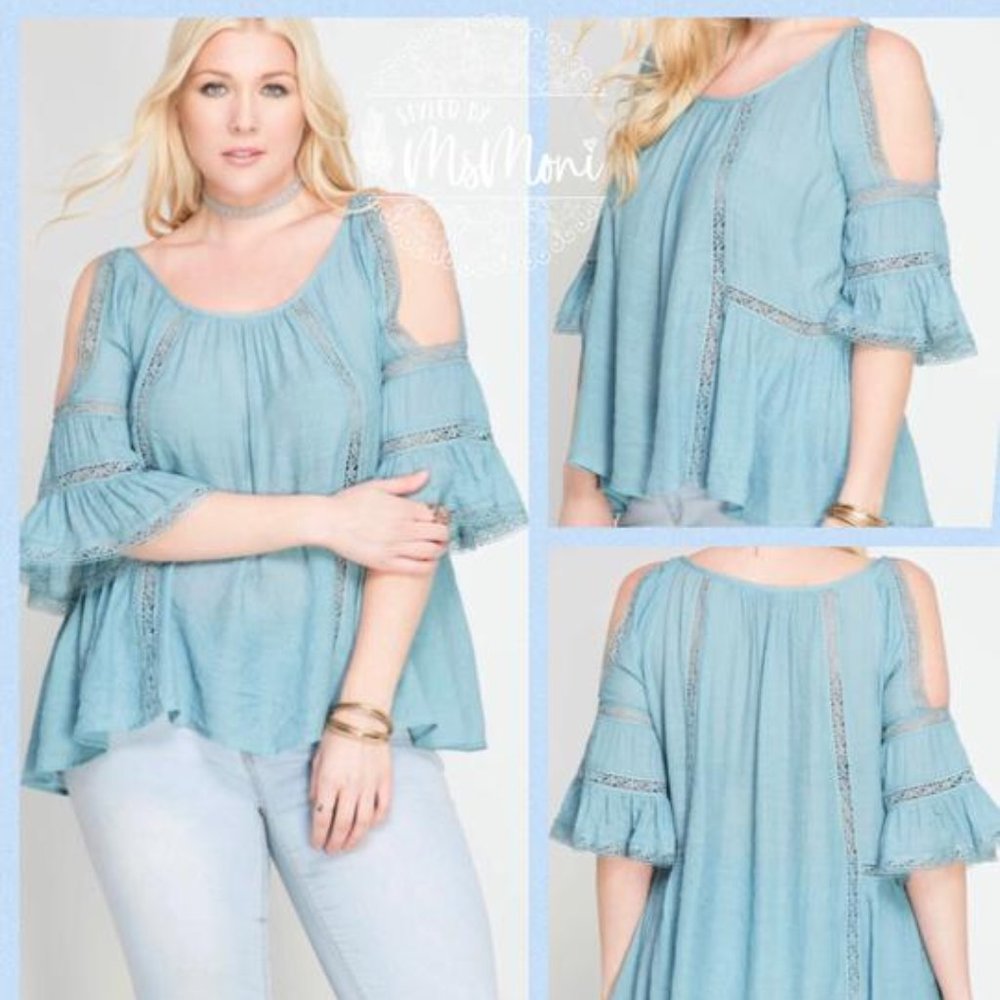 Cold-Shoulder Top (Standard & Plus)
